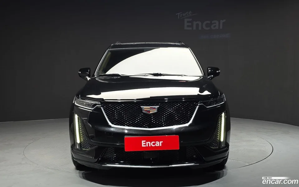 Cadillac XT6 3.6 2023 — thumbnail 3