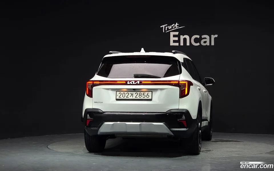 Kia Seltos 1.6 2WD 2023 — thumbnail 4