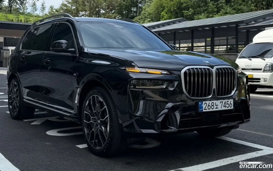BMW X7 xDrive 40i M 6 2026 — thumbnail 2