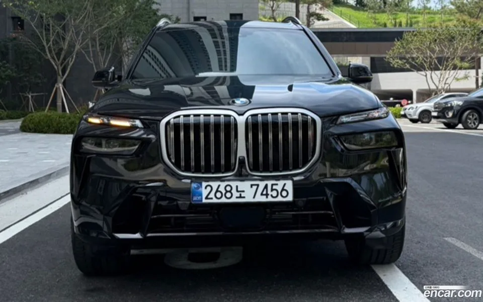 BMW X7 xDrive 40i M 6 2026 — thumbnail 3