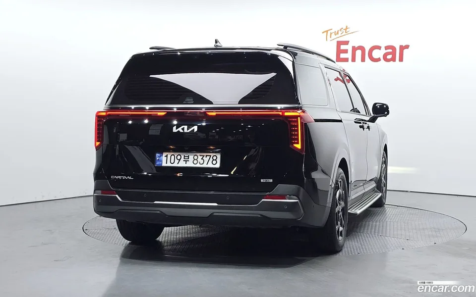 Kia Carnival HEV 9 2024 — thumbnail 4