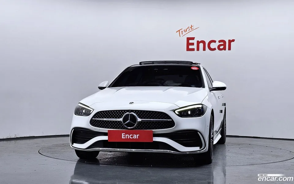 Mercedes-Benz C-Class C300 AMG Line 2022 — thumbnail 3