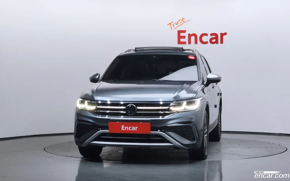 Volkswagen Tiguan Allspace 2.0 TSI 2024 — thumbnail 3