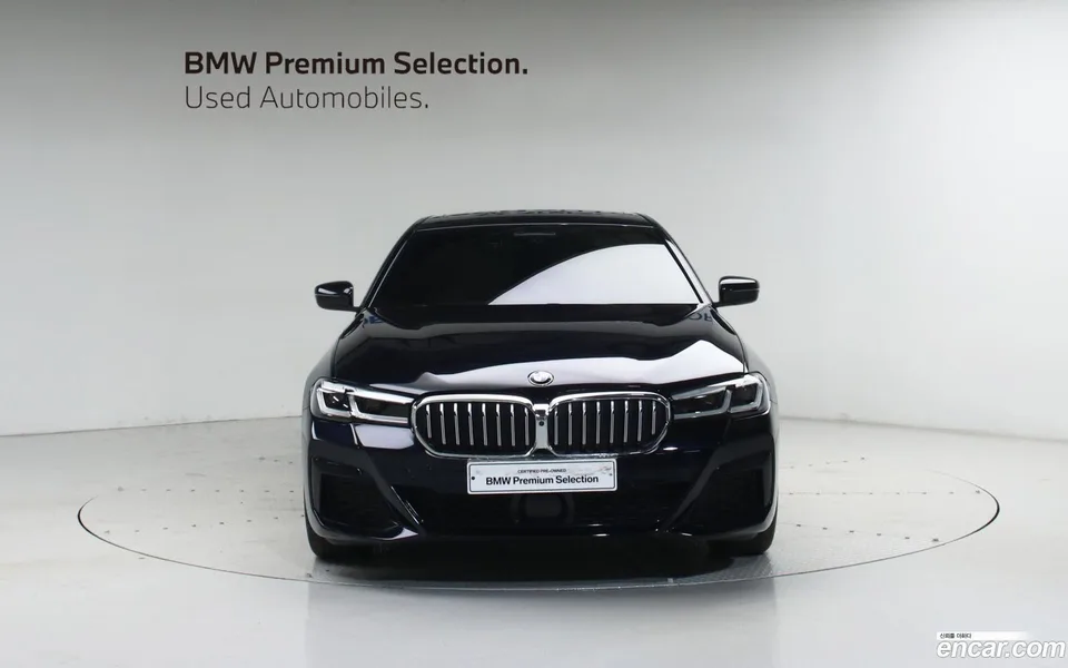 BMW 5 Series 523d M 2023 — thumbnail 3