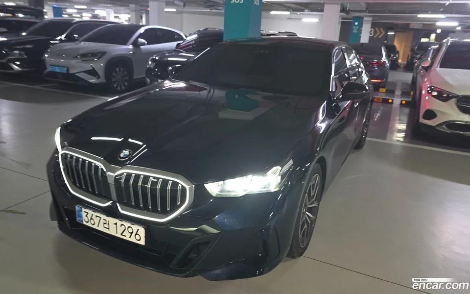 BMW 5 Series 520i M 2026 — thumbnail 3