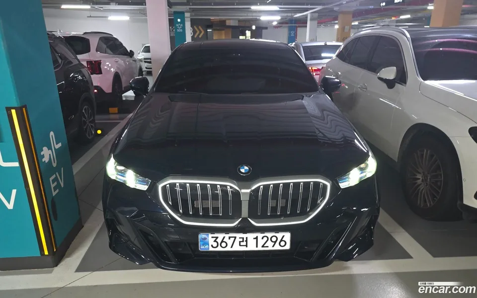 BMW 5 Series 520i M 2026 — photo 1, buy with delivery to Moscow