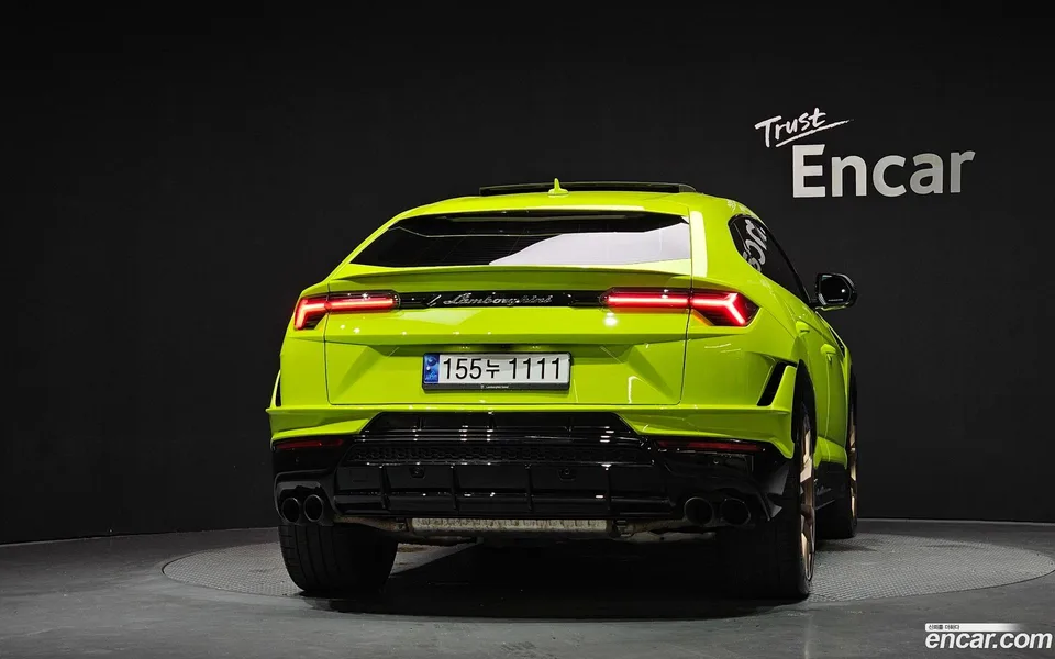 Lamborghini Urus 4.0 V8 S 2023 — thumbnail 4