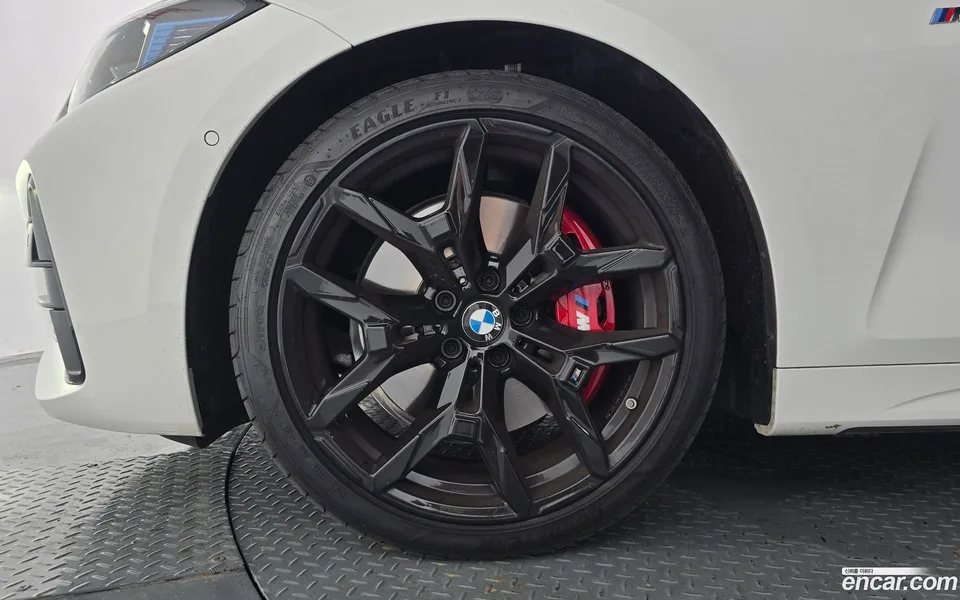 BMW 4 Series 420i M 2025 — thumbnail 5