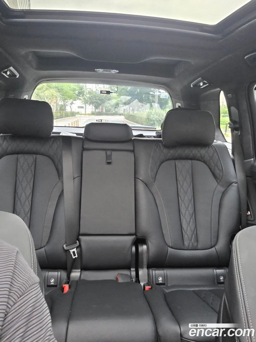 BMW X7 xDrive 40d 7 2025 — thumbnail 3