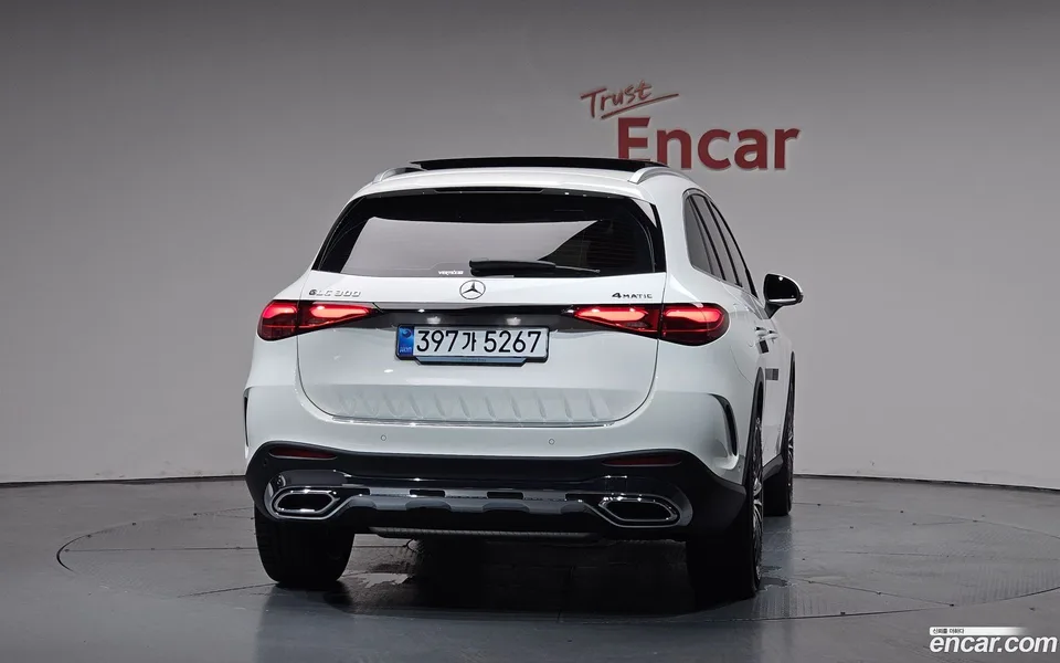 Mercedes-Benz GLC-Class GLC300 4MATIC AMG Line 2026 — thumbnail 4