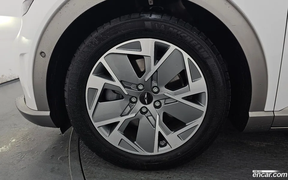 Genesis GV60 2023 — thumbnail 5