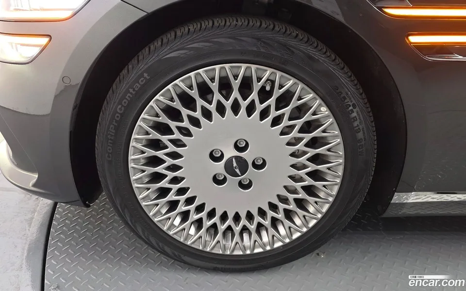 Genesis G80 3.5 AWD 2024 — thumbnail 2