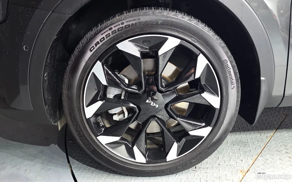 Kia Sorento 2.5T 2WD 2025 — thumbnail 5