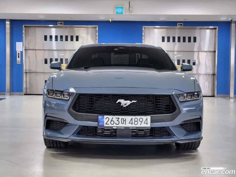 Ford Mustang 2.3 2024 — thumbnail 3