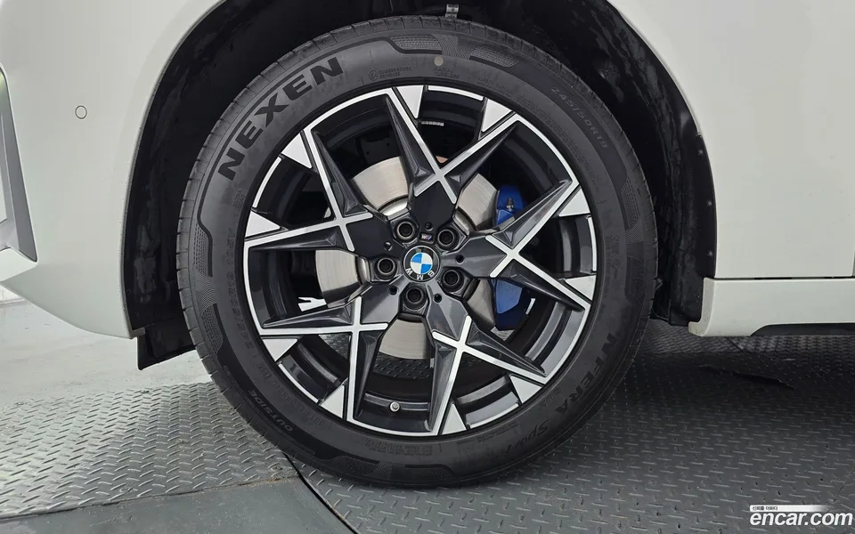 BMW X3 xDrive 20 M 2025 — thumbnail 5