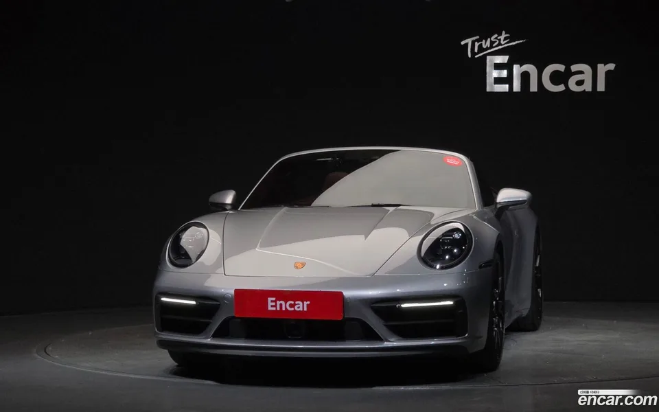 Porsche 911 (992) 4 GTS 2023 — thumbnail 3