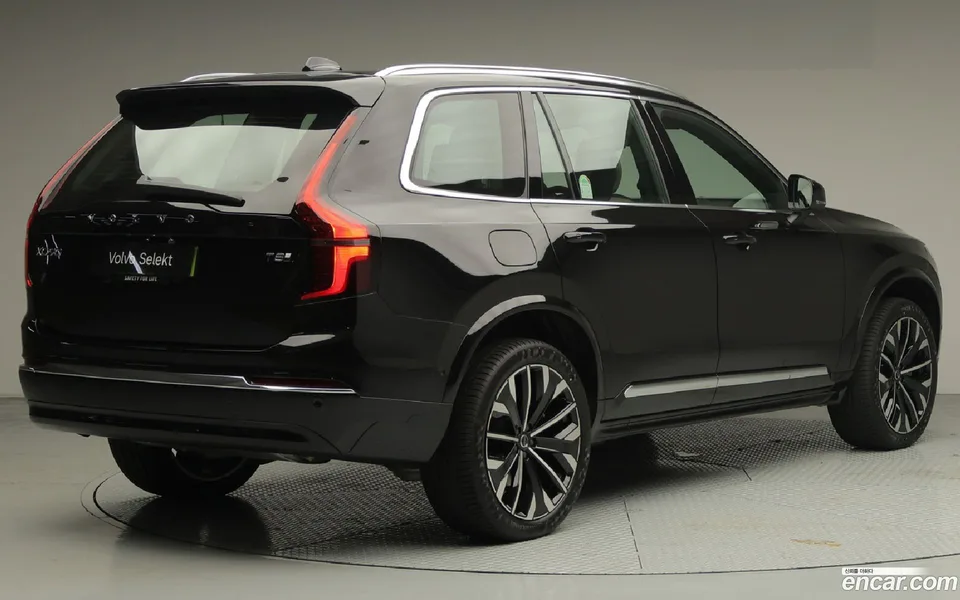 Volvo XC90 T8 2026 — thumbnail 4