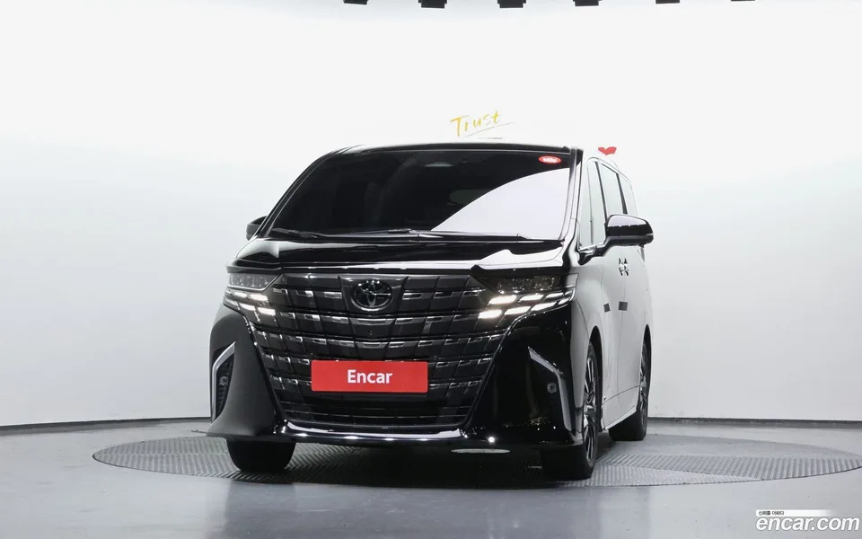 Toyota Alphard 2.5 HEV AWD 2025 — thumbnail 3