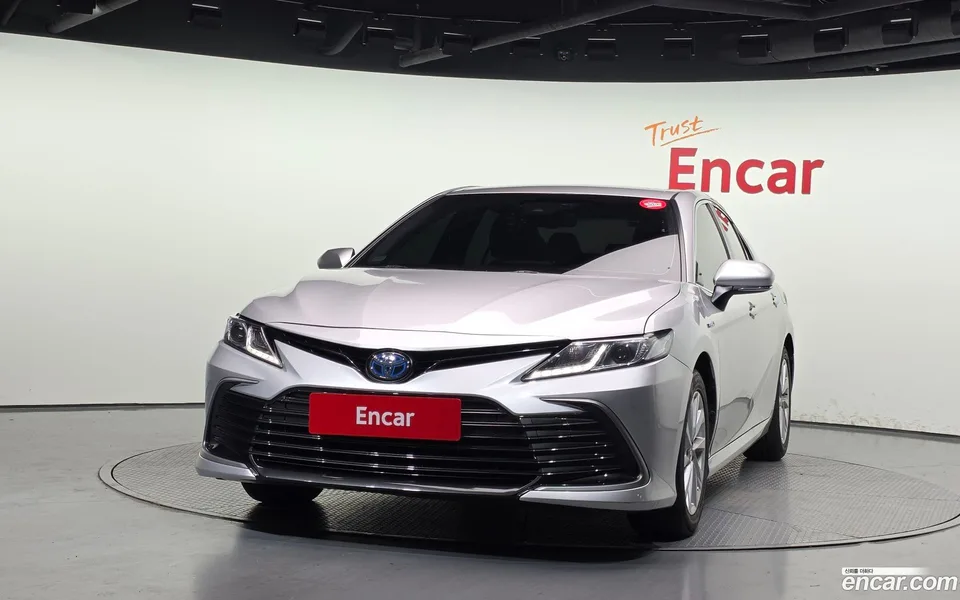 Toyota Camry 2.5 LE 2022 — thumbnail 3