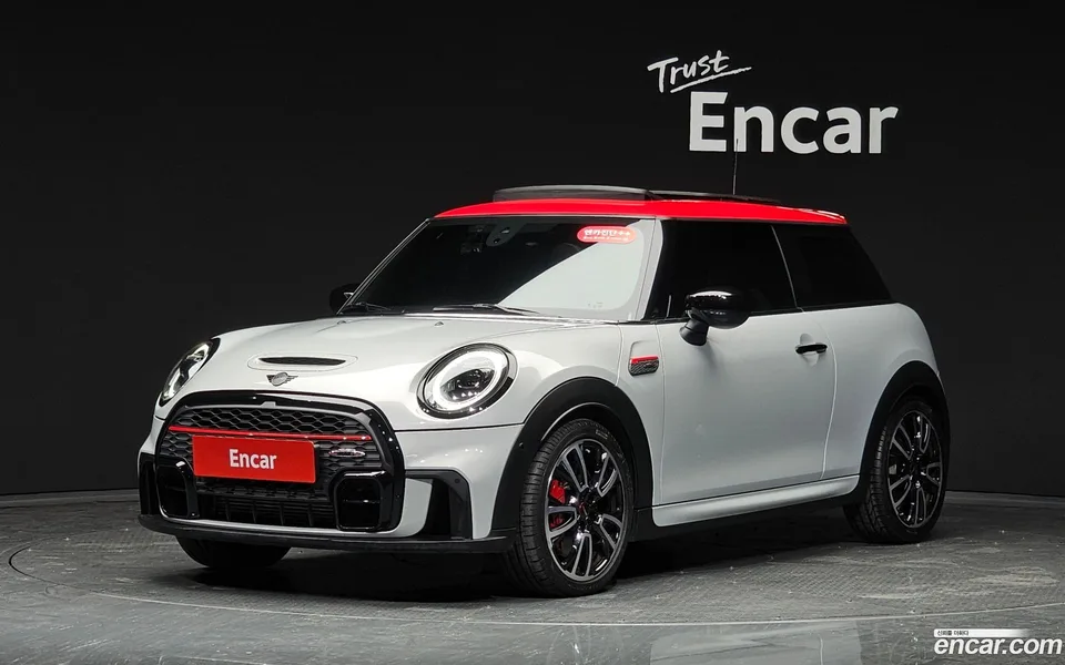 MINI Cooper S JCW 2022 — photo 1, buy with delivery to Moscow
