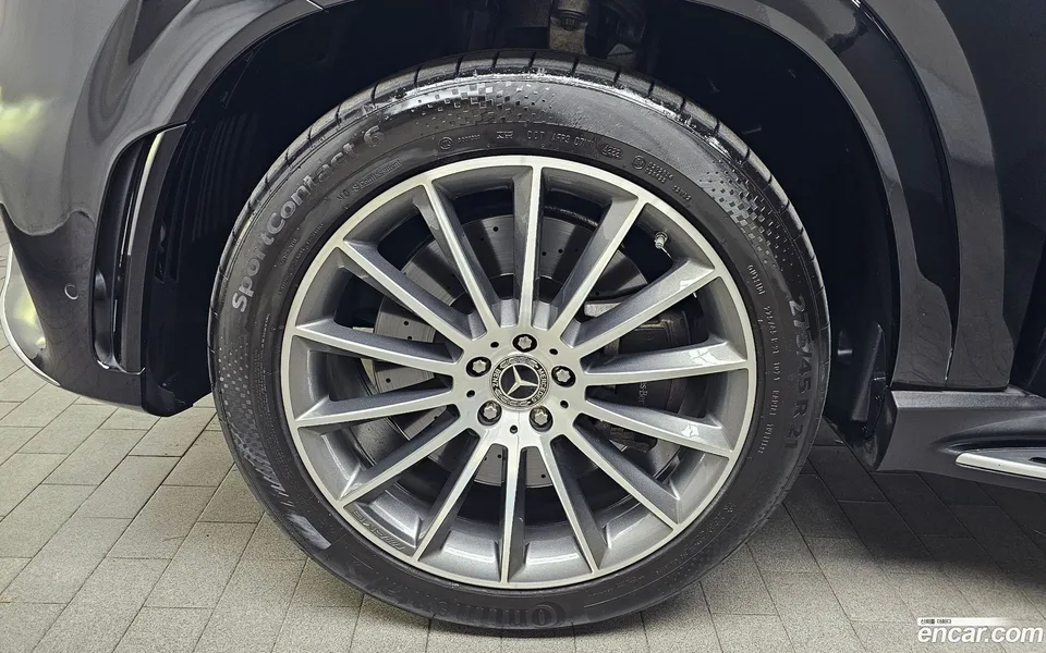 Mercedes-Benz GLE-Class GLE400d 4MATIC 2023 — thumbnail 5