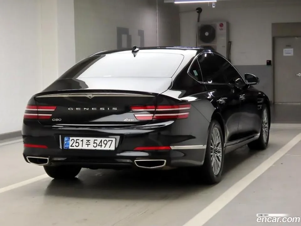 Genesis G80 2.5 AWD 2023 — thumbnail 4