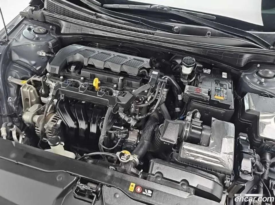 Hyundai Avante CN7 1.6 2023 — thumbnail 2