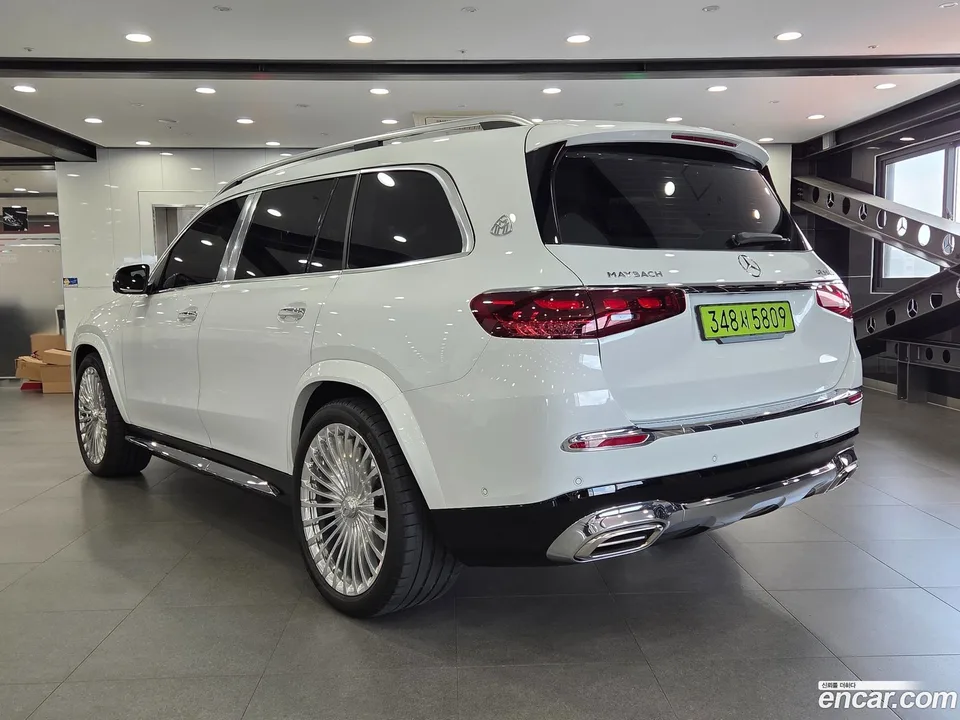 Mercedes-Benz GLS-Class GLS600 4MATIC 2025 — thumbnail 5