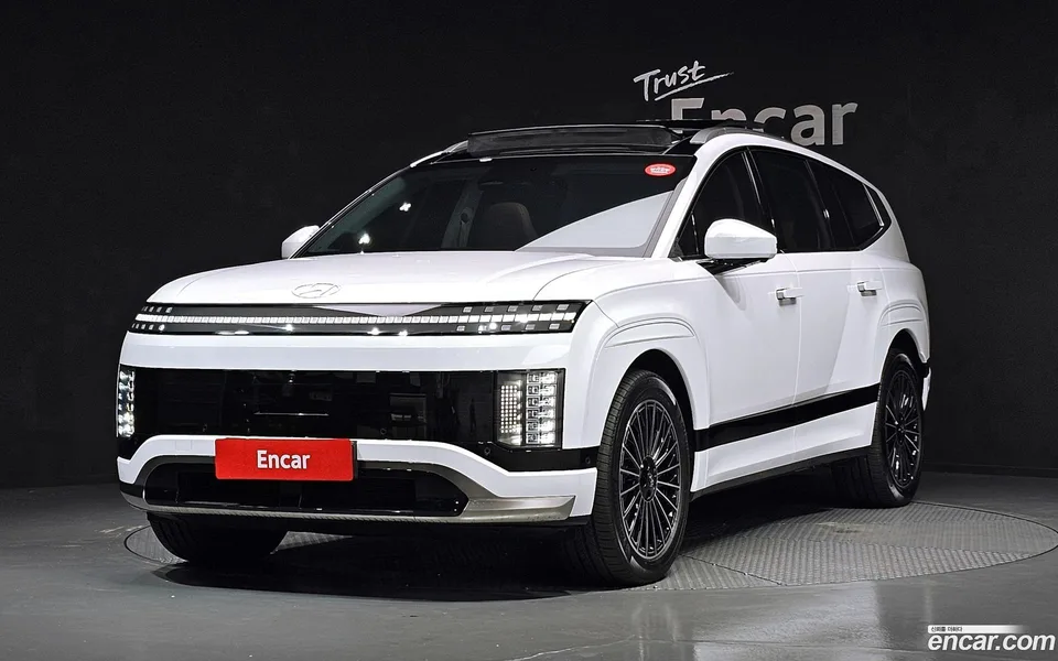 Hyundai Ioniq 9 AWD 2025 — photo 1, buy with delivery to Moscow