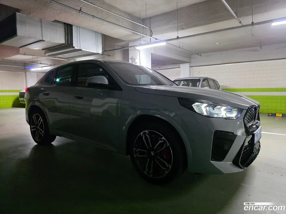 BMW iX2 eDrive 20 M 2026 — thumbnail 3