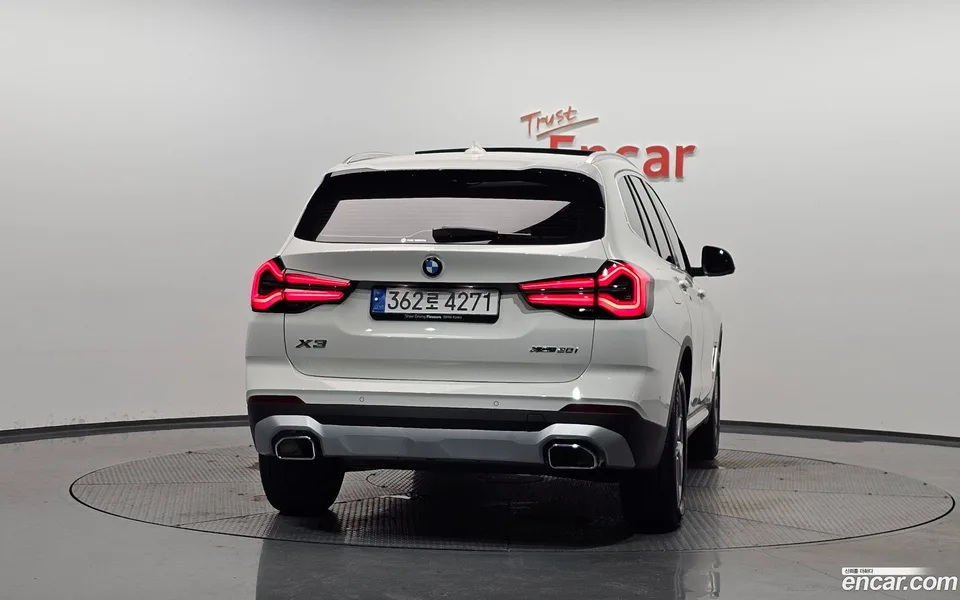BMW X3 xDrive 20i 2024 — thumbnail 4