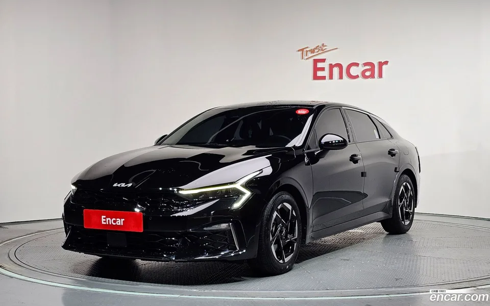 Kia K5 2.0 2025 — photo 1, buy with delivery to Moscow