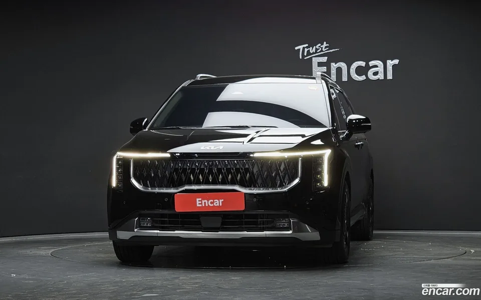 Kia Carnival 7 2025 — thumbnail 3