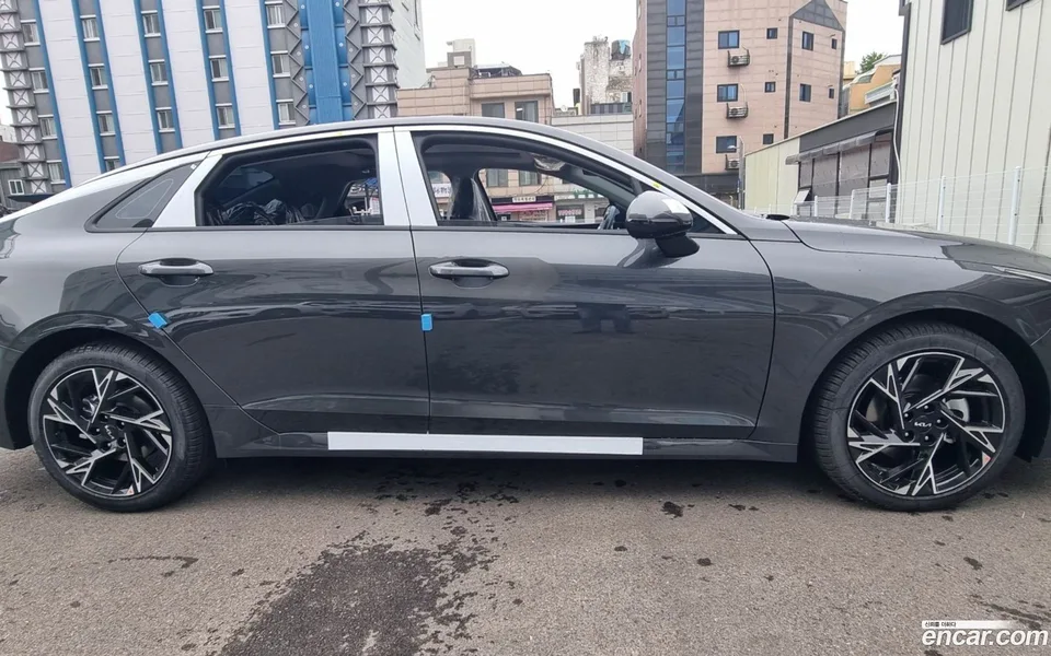 Kia K5 2.0 2026 — thumbnail 3