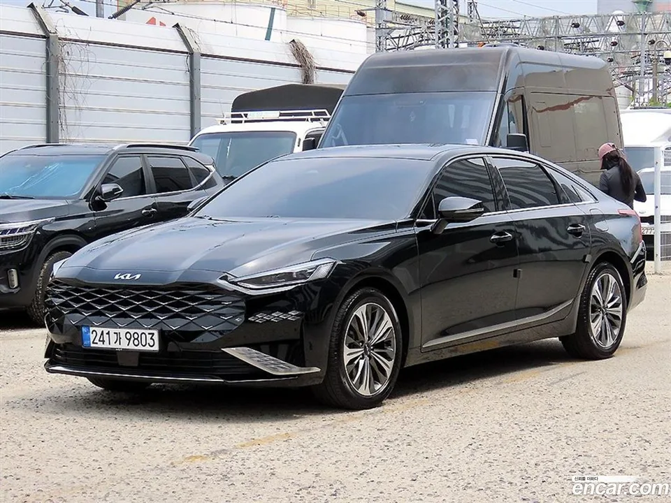 Kia K8 2.5 2WD 2024 — photo 1, buy with delivery to Moscow