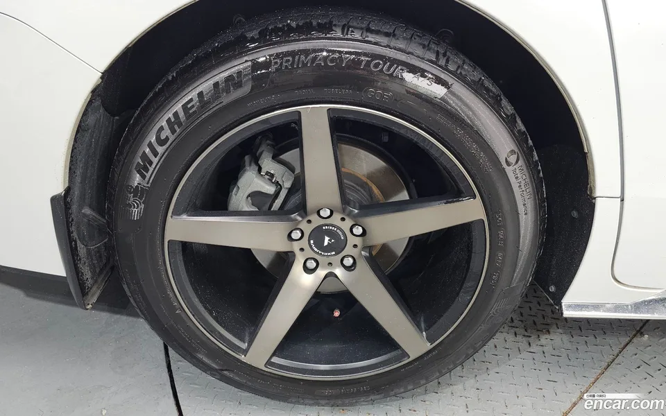 Toyota Sienna 2.5 AWD 2023 — thumbnail 2