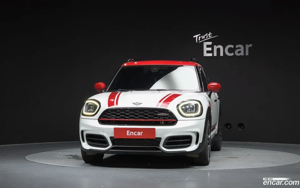 MINI Cooper S Countryman JCW 2023 — thumbnail 3