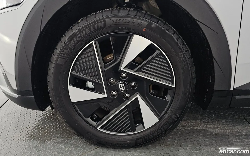 Hyundai Ioniq 5 2025 — thumbnail 2