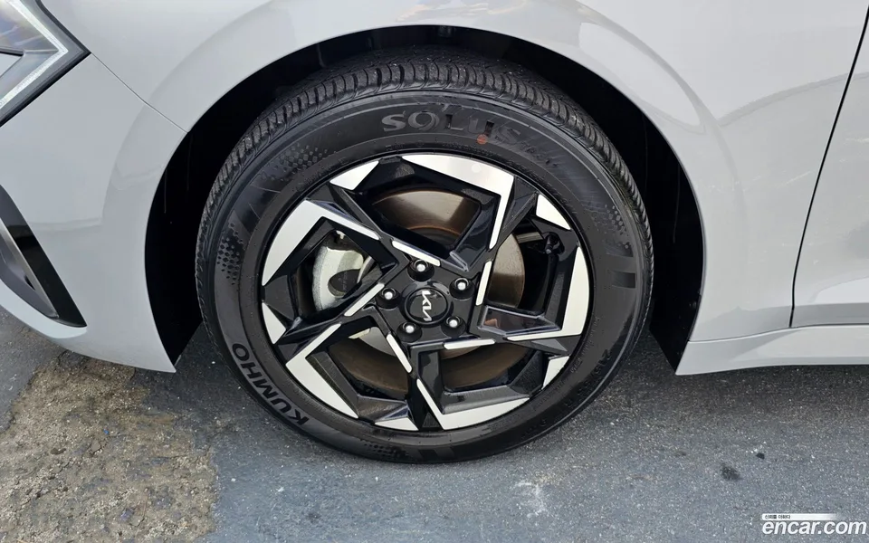 Kia K5 2.0 LPi() 2025 — thumbnail 2