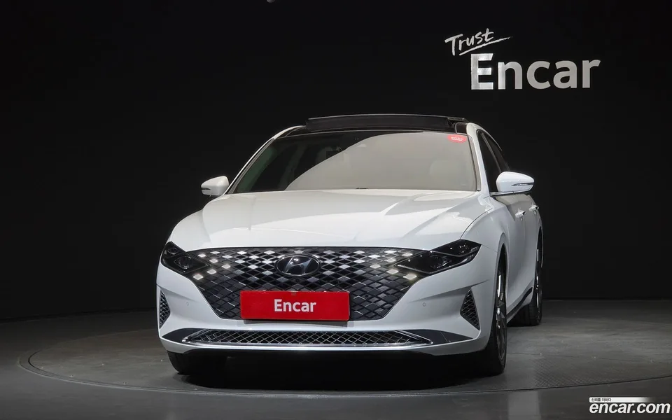 Hyundai Grandeur IG Hybrid 2022 — миниатюра 3