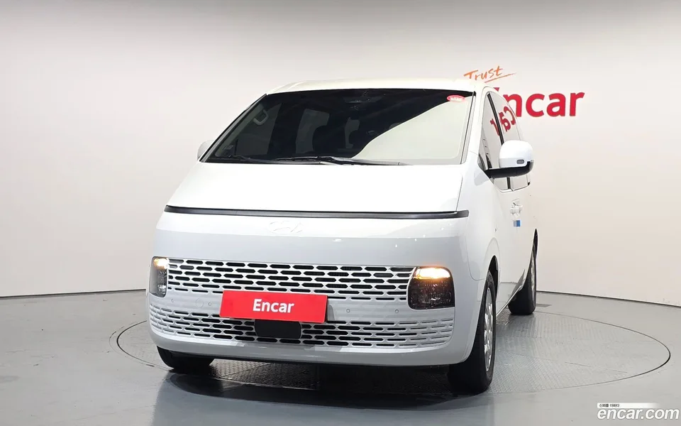 Hyundai Staria 4WD / 2024 — thumbnail 3