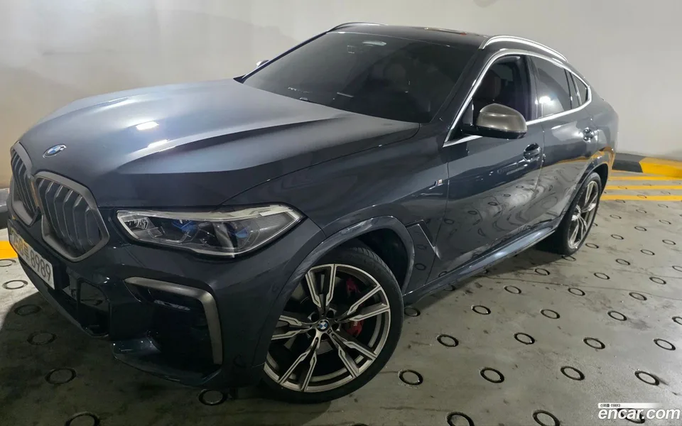 BMW X6 M50i 2022 — thumbnail 3