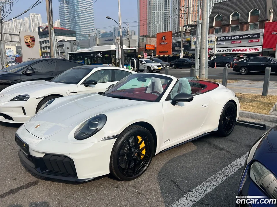 Porsche 911 (992) GTS 2026 — thumbnail 4