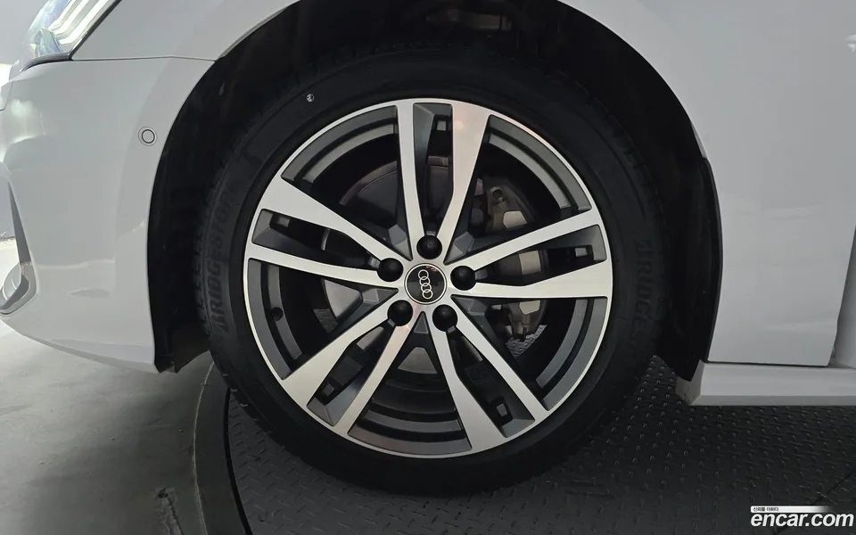 Audi A6 45 TFSI 2023 — миниатюра 2