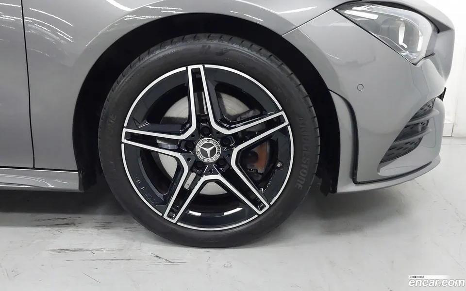 Mercedes-Benz CLA-Class CLA250 4MATIC 2022 — thumbnail 2
