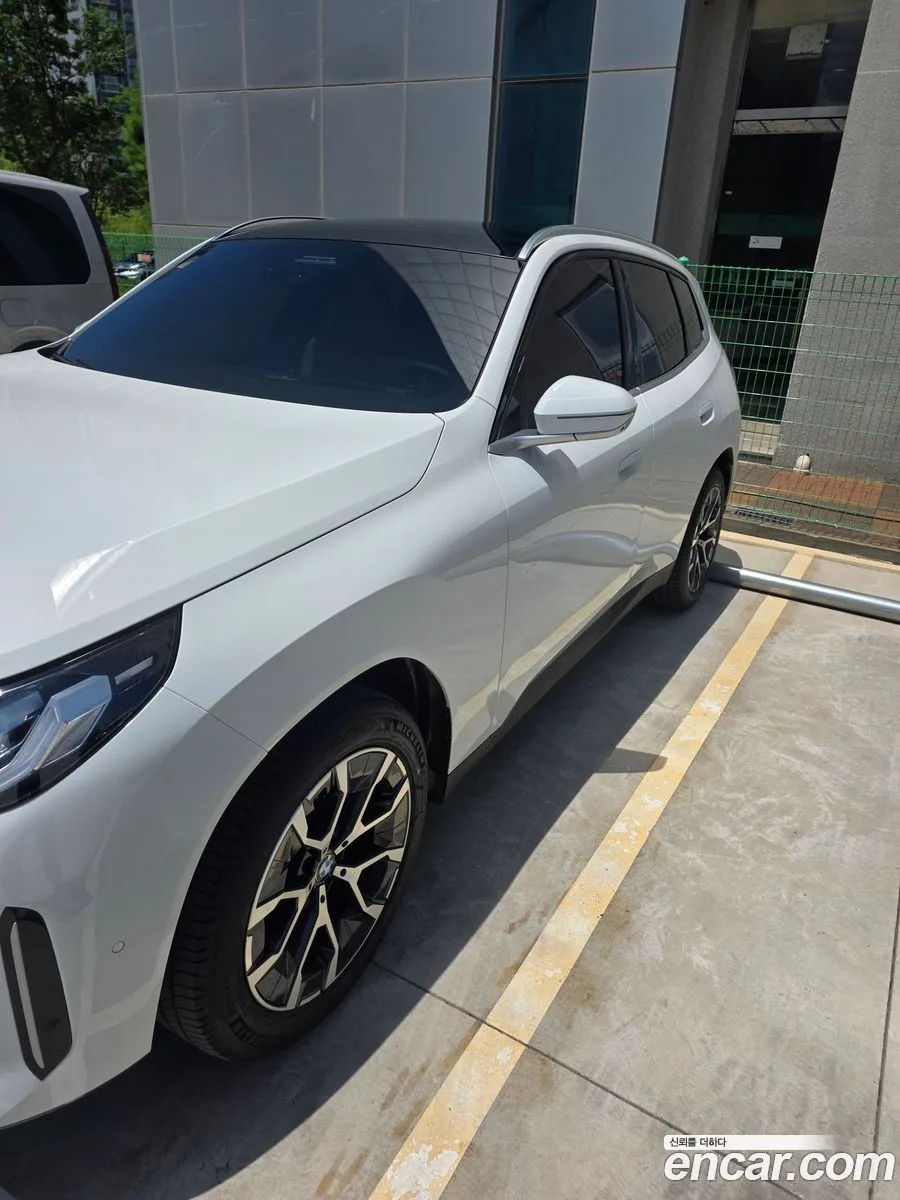 BMW X3 xDrive 20 2025 — thumbnail 3