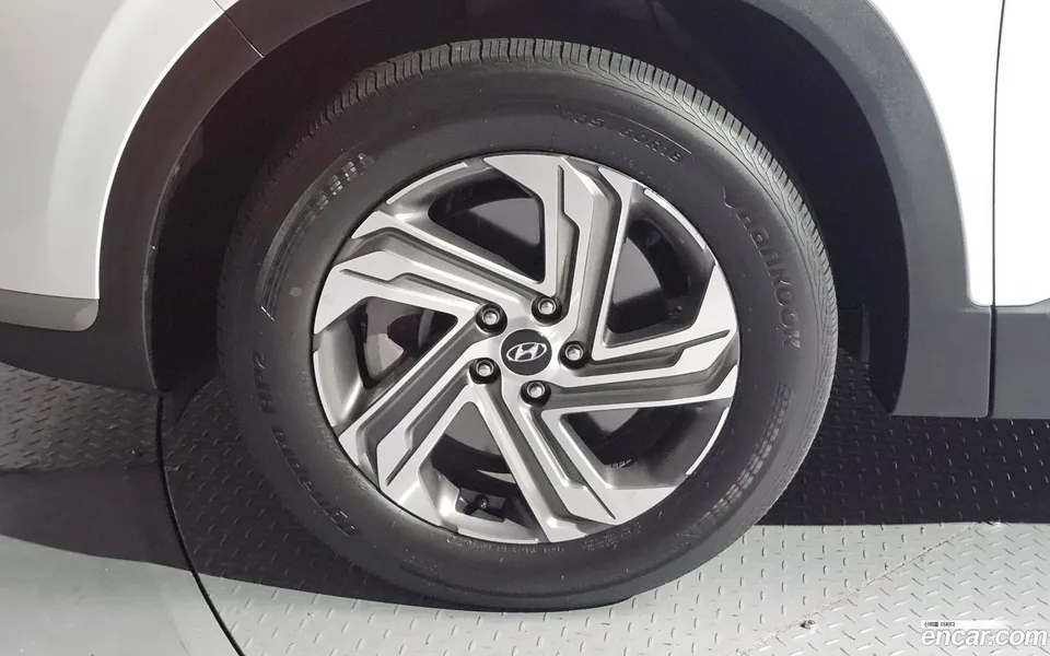 Hyundai SantaFe 2.5T 2WD 2023 — thumbnail 5