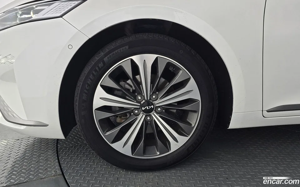 Kia K8 Hybrid 2022 — thumbnail 2