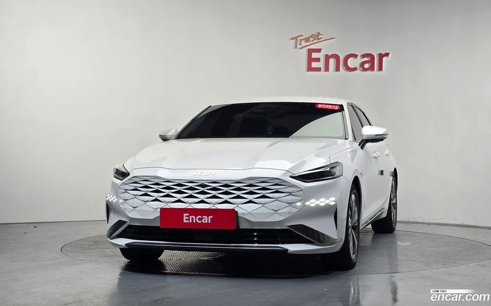 Kia K8 Hybrid 2022 — thumbnail 3