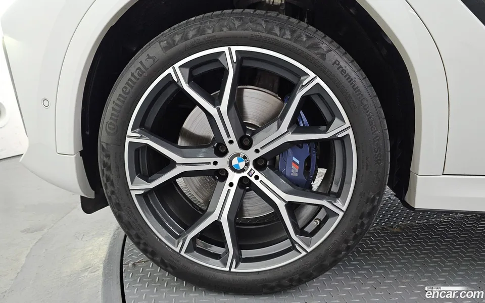 BMW X6 xDrive30d M 2023 — thumbnail 2